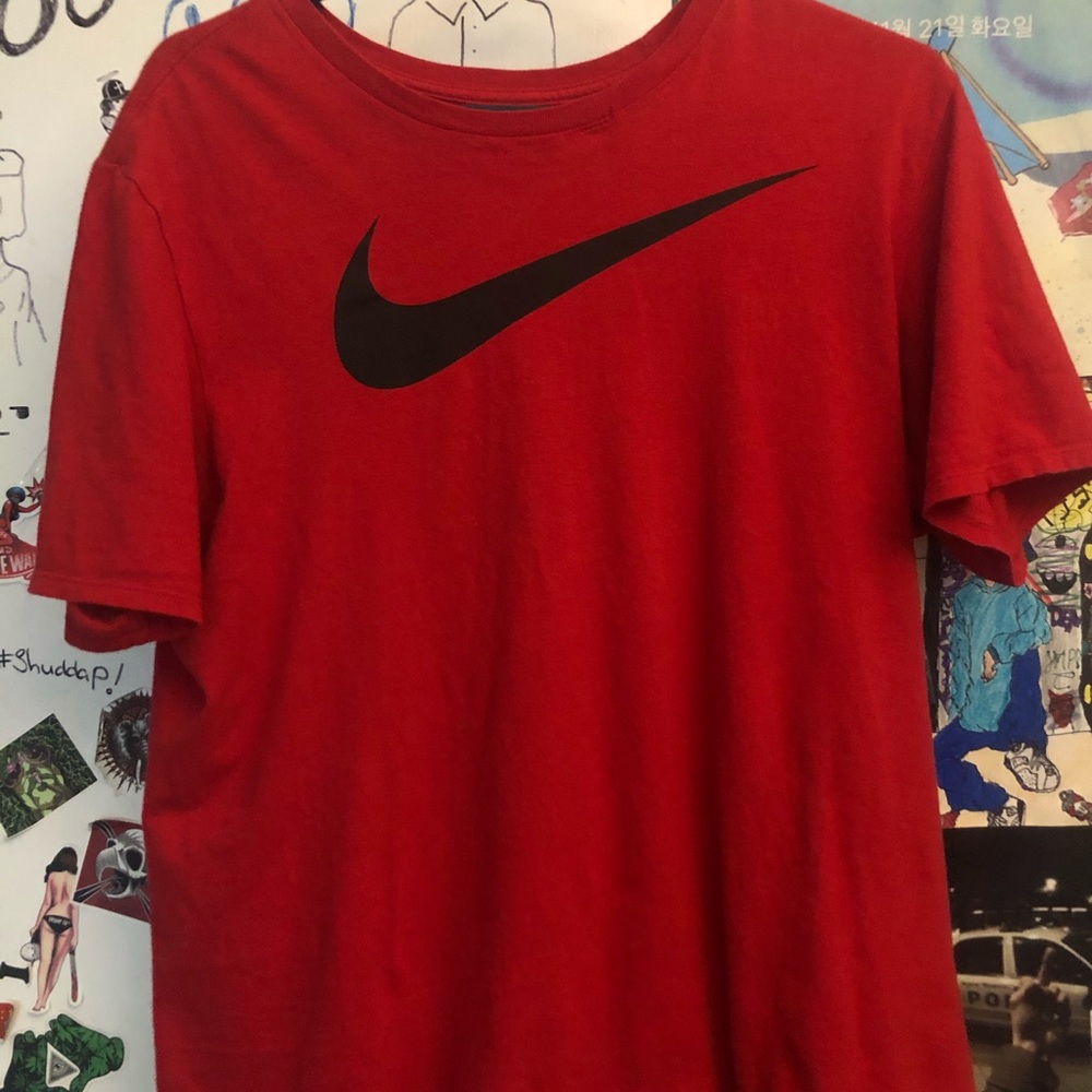 Men red nike t-shirt size medium